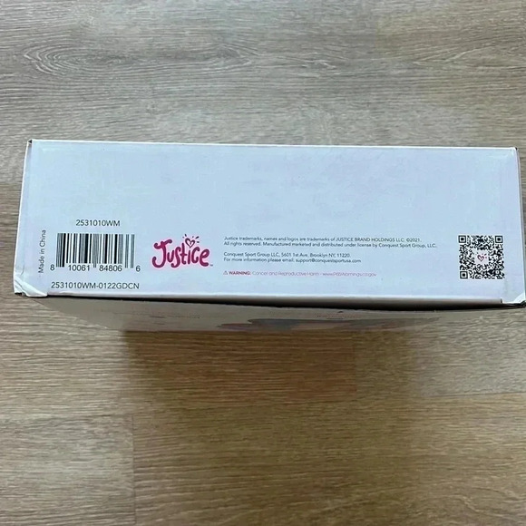 Justice‎ Mesh Lounger Pool Float heart shaped glitter 
New in box 62 x 33.5 - Picture 5 of 5